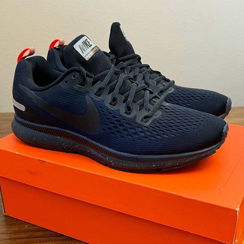 Men's Nike Shield Pegasus 34